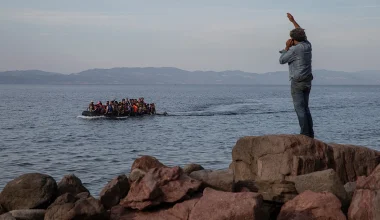Διακινητής έφερε 13 παράνομους μετανάστες στην Ψέριμο από την Τουρκία – Πόσο χρέωνε το κεφάλι