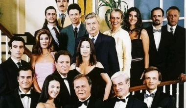 Σαν σήμερα το 1991 έκανε πρεμιέρα η «Λάμψη»: Η σειρά-φαινόμενο που έγραψε ιστορία στην ελληνική τηλεόραση