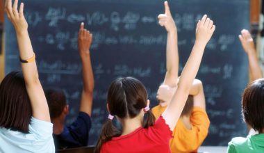 «Κόλαφος» η έκθεση της PISA για τους Έλληνες μαθητές: Ένας στους δύο κάτω από τη βάση στα μαθηματικά