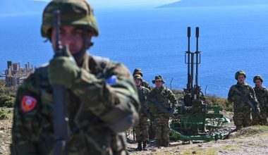 Ο Α/ΓΕΕΘΑ μίλησε για την ανάγκη του «Οπλίτη-Πολίτη» – Περιέγραψε τις αλλαγές που πρέπει να γίνουν