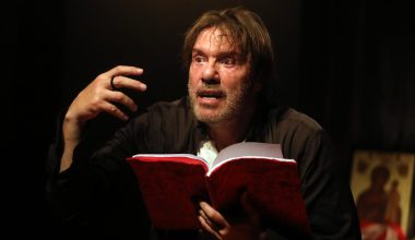 O Σ.Τζώρτζογλου αποκάλυψε πως σκεφτόταν να βάλει τέλος στη ζωή του: «Με έσωσε ένας γέροντας»
