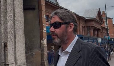 Βρετανία: Σχεδόν τυφλός οδήγησε για 241χλμ. ακολουθώντας τα φώτα ενός φορτηγού