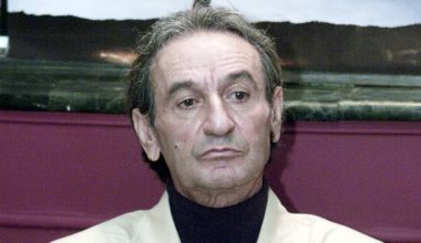 Σωτήρης Μουστάκας: Η Φίνος Φιλμ τιμά τον μεγάλο κωμικό – «Ένας πολύ σπουδαίος ηθοποιός»