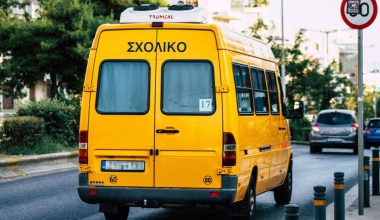 Χανιά: Δύο παιδιά έμειναν κλειδωμένα για 5 ώρες σε σχολικό λεωφορείο – Βρέθηκαν σε άσχημη κατάσταση