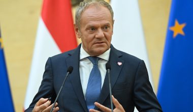 «Βόμβα» από Τουσκ: «Δυστυχώς η  Ουκρανία χάνει 27.000 στρατιώτες τον μήνα!»
