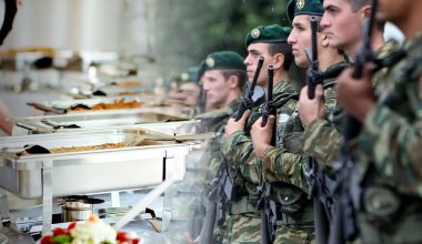 Από τα catering που θησαυρίζουν με τα κέντρα φιλοξενίας θα εφοδιάζεται πλέον ο Στρατός