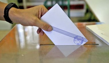 Δημοσκόπηση MRB: Στο 72,5% η συσπείρωση της ΝΔ – Οι διαρροές προς τα άλλα κόμματα