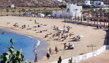 Κλειδωμένη και υπό φρούρηση η πολεοδομία Μυκόνου! – Στο επίκεντρο των ερευνών ο Πάνορμος