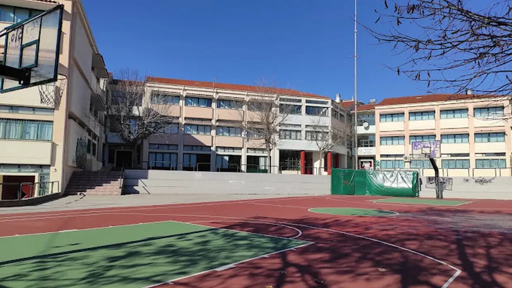 Κοζάνη: Ακυρώθηκαν τα μαθήματα στο σχολείο της 16χρονης – Το απόγευμα η κηδεία της
