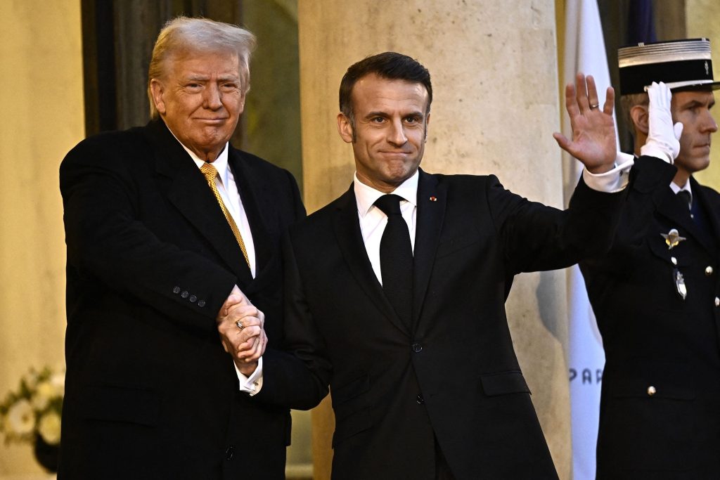 Ο Ε.Μακρόν θέλει σύνοδο κορυφής των G7 για ενέργεια με την διακοπή των σαουδαραβικών εξαγωγών