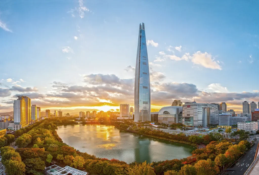 Lotte World Tower: Ο γιγάντιος ουρανοξύστης της Σεούλ που μοιάζει με ολόκληρη πόλη
