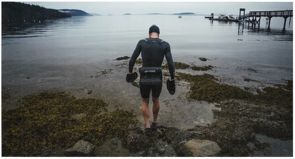 Swimrun: Το άθλημα όπου οι αθλητές τρέχουν και κολυμπούν χωρίς στάσεις