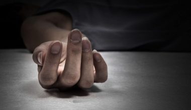 Αναστάτωση στην Πάτρα: Γυναίκα απείλησε ότι θα βάλει τέλος στη ζωή της με τη χρήση μαχαιριού