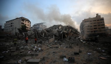 Γάζα: Τουλάχιστον τρεις νεκροί από ισραηλινά πλήγματα – Στόχος μαχητής της Χαμάς (βίντεο)