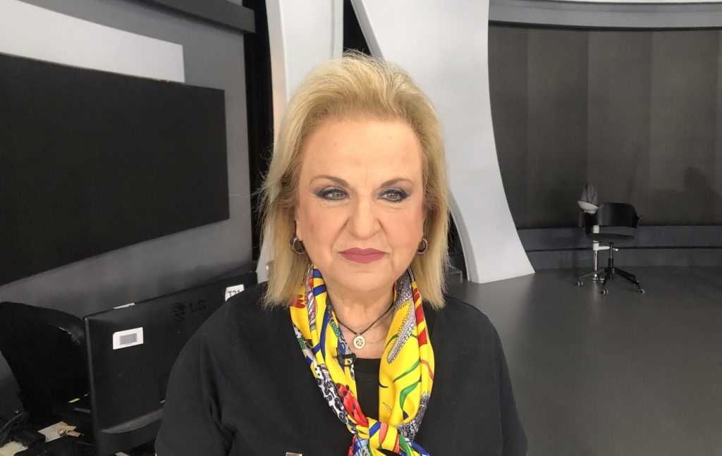 Ματίνα Παγώνη: Η νεαρή που την μιμείται εντυπωσίασε μέχρι και την ίδια – Το βίντεο στο TikTok