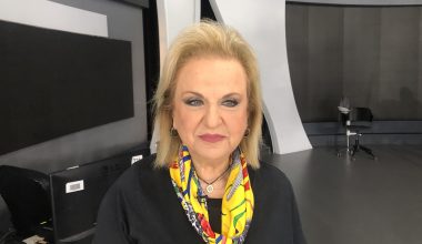 Ματίνα Παγώνη: Η νεαρή που την μιμείται εντυπωσίασε μέχρι και την ίδια – Το βίντεο στο TikTok
