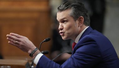 Έκρηξη Χέγκσεθ κατά Washington Post: «Χειρότεροι από τα ιρανικά ΜΜΕ»