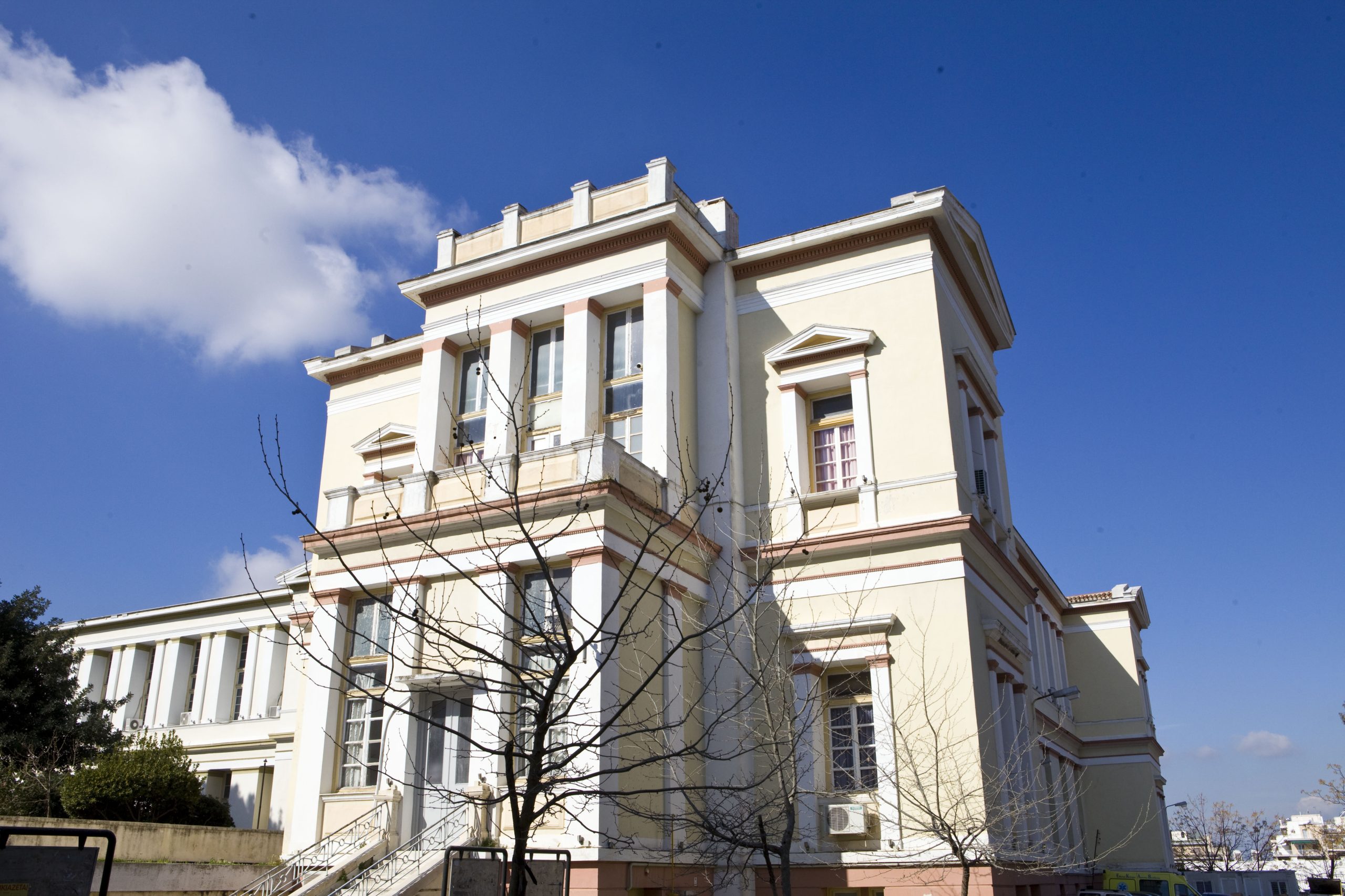 Διευκρινίσεις του νοσοκομείου «Ελπίς» για δημοσιεύματα περί αλλαγής ώρας στον θάνατο του Γ.Μαζωνάκη