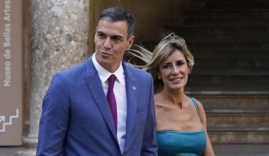 Ισπανία: Σε δίκη η σύζυγος του Πέδρο Σάντσεθ για κατάχρηση δημόσιων πόρων