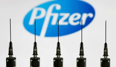 Η Pfizer ομολογείΑπό θρόμβους αίματος μέχρι «turbo καρκίνους»  Οι παρενέργειες του εμβολίου Covid-1