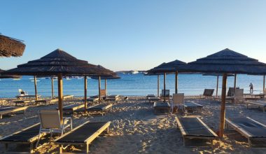 Θάνατος 82χρονου μετά από καβγά στη Βουλιαγμένη: Χειροπέδες και στην 21χρονη που ήταν με τον 76χρονο
