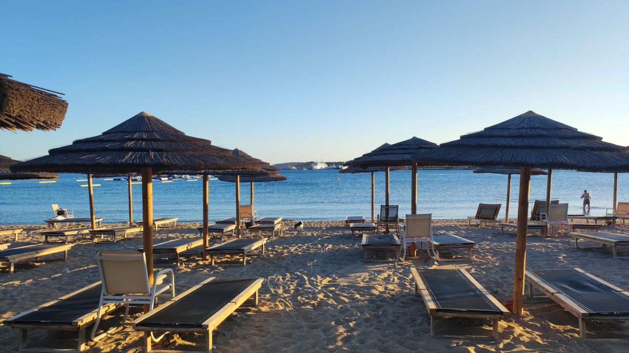 Θάνατος 82χρονου μετά από καβγά στη Βουλιαγμένη: Χειροπέδες και στην 21χρονη που ήταν με τον 76χρονο