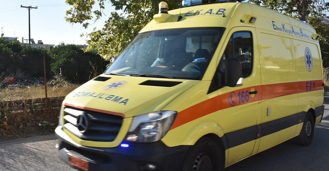 «Υπέκυψε» στα τραύματά του ο 72χρονος από την Σύρο που τον καταπλάκωσε το όχημά του