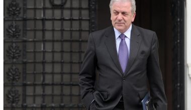 Qatargate: Oι βελγικές αρχές ανακάλεσαν το ένταλμα σύλληψης σε βάρος του Δ.Αβραμόπουλου