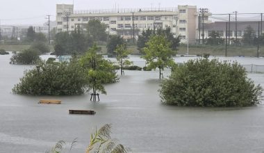 Ιαπωνία: Τουλάχιστον 7 νεκροί από τον τυφώνα Ντουτζουάν – Χιλιάδες νοικοκυριά χωρίς ρεύμα