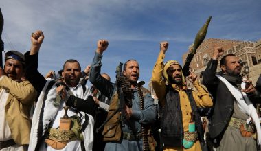 Χούθι: «Θα κάνουμε πλήρη αποκλεισμό του  στενού Μπαμπ αλ-Μαντέμπ»