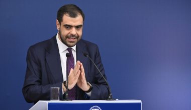 Π.Μαρινάκης μετά την συνέντευξη Α.Τσίπρα: «Ούτε σήμερα γίναμε σοφότεροι»