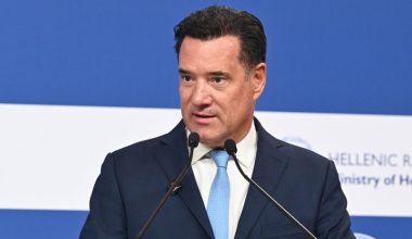 Α.Γεωργιάδης σε δημοσιογράφο του Action24: «Μήπως πήρατε κάνα μπάφο πριν βγείτε στην εκπομπή;»