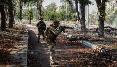 Ουκρανοί αξιωματικοί και μισθοφόροι έγιναν «στάχτη και αποκαΐδια» σε κέντρο εκπαίδευσης (βίντεο)