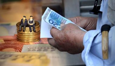 Αναδρομικά έως 4.000 ευρώ για 370.000 συνταξιούχους