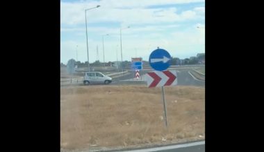 Ε65: Οδηγός μπήκε ανάποδα σε κυκλικό κόμβο και συνέχισε κανονικά την πορεία του
