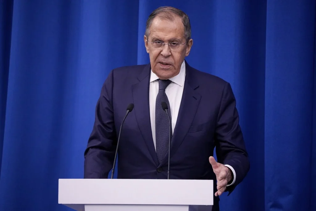 Σεργκέι Λαβρόφ: «Δεν θα κάνουμε παύση στις στρατιωτικές επιχειρήσεις στην Ουκρανία»