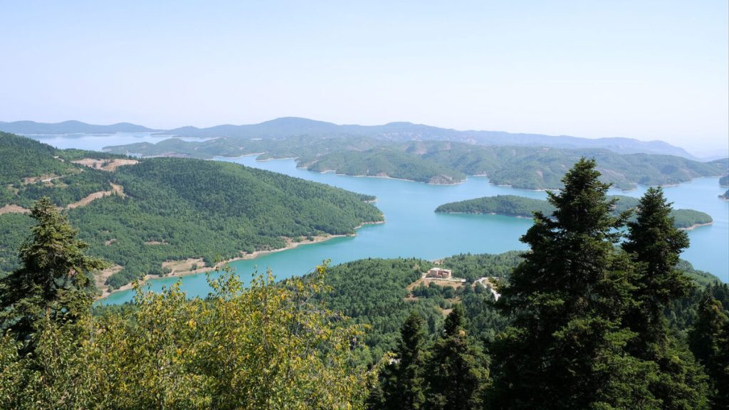 Thessaly Evros Pass 2026: Άνοιξε η πλατφόρμα – Ποιοι δικαιούνται έως 250 ευρώ για διακοπές