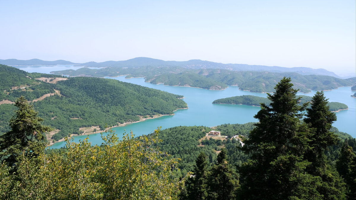 Thessaly Evros Pass 2026: Άνοιξε η πλατφόρμα – Ποιοι δικαιούνται έως 250 ευρώ για διακοπές