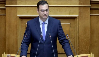 Βουλευτής ΝΔ: «Αν δεν έχεις 10 ευρώ για βενζίνη, παίρνεις τα Μέσα Μαζικής Μεταφοράς» (βίντεο)