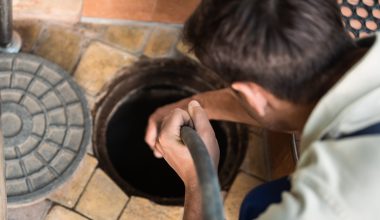 Φρίκη στο Πακιστάν: Βάζουν Χριστιανούς να καθαρίζουν απροστάτευτοι τους τοξικούς υπονόμους