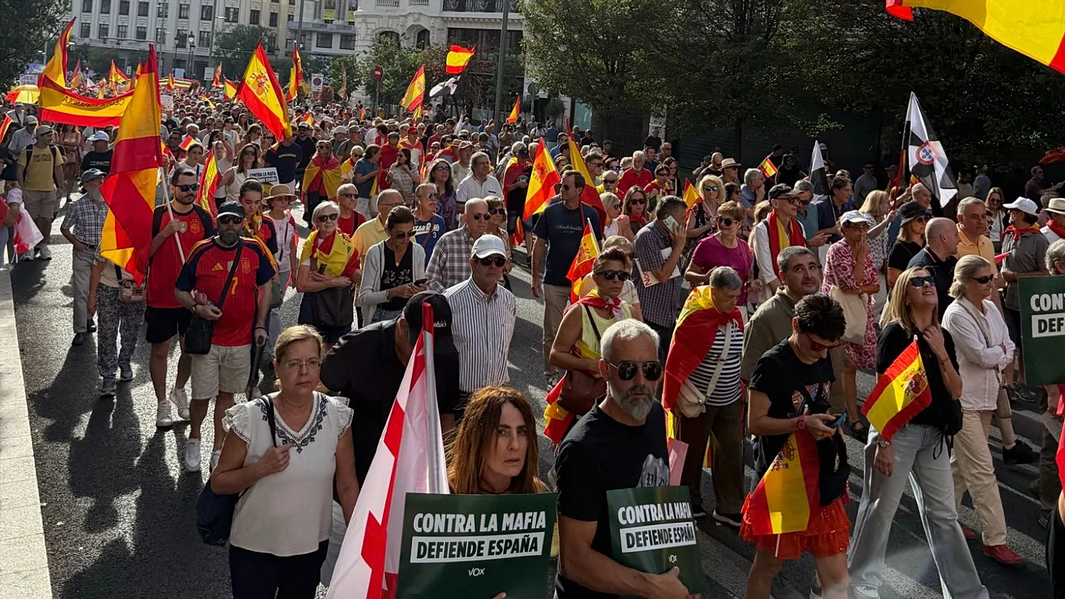 Μαδρίτη: Χιλιάδες διαδηλωτές στους δρόμους μετά την έξωση 87χρονης ΑμεΑ – Τι ζητούν