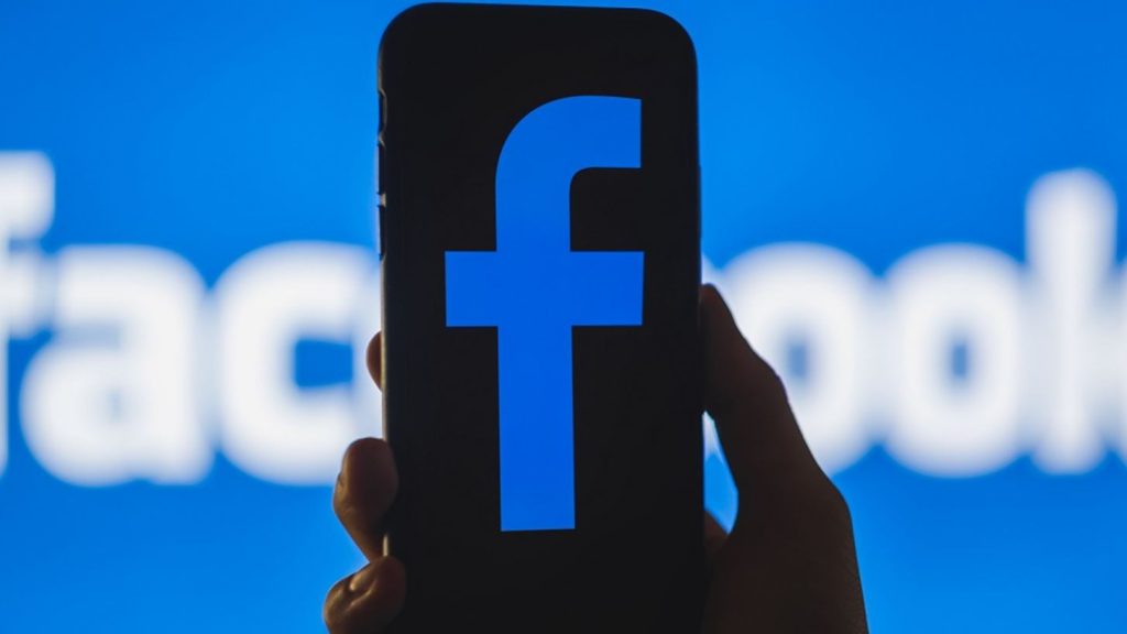 Πριν το Facebook: Το Finger και η ξεχασμένη αρχή των διαδικτυακών προφίλ