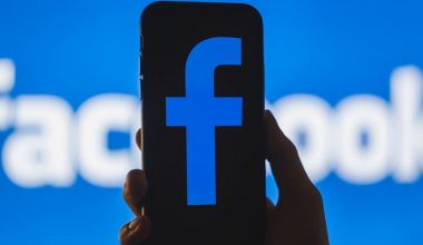 Πριν το Facebook: Το Finger και η ξεχασμένη αρχή των διαδικτυακών προφίλ