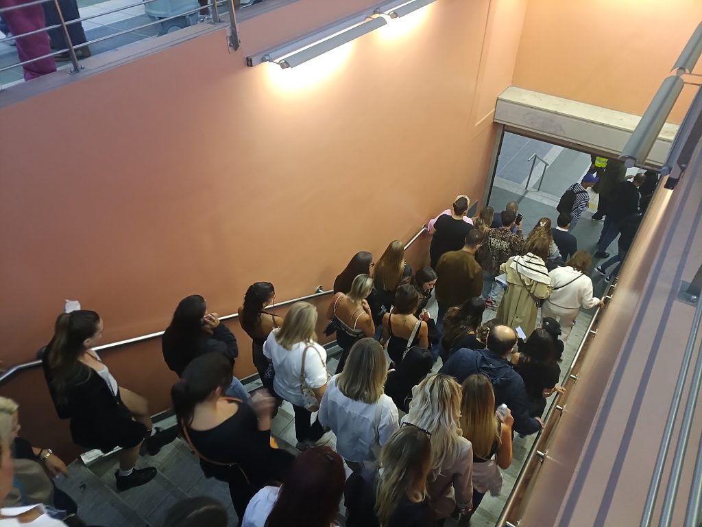ΗΣΑΠ: 35.000 θεατές μετακινήθηκαν με τον Ηλεκτρικό για τη συναυλία της Άννας Βίσση (βίντεο)