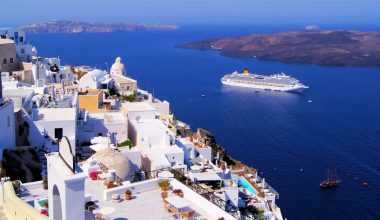 68χρονος στην Σαντορίνη ξεψύχησε μέσα σε κρουαζιερόπλοιο
