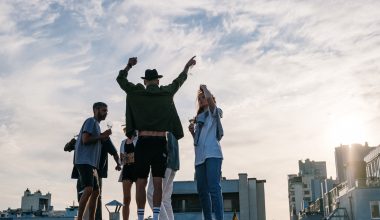 Η απλή τακτική που σε κάνει αμέσως πιο συμπαθή