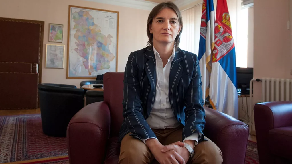 Σερβία: Η Άνα Μπρνάμπιτς ανέλαβε υπηρεσιακή πρόεδρος μετά την παραίτηση Α.Βούτσιτς