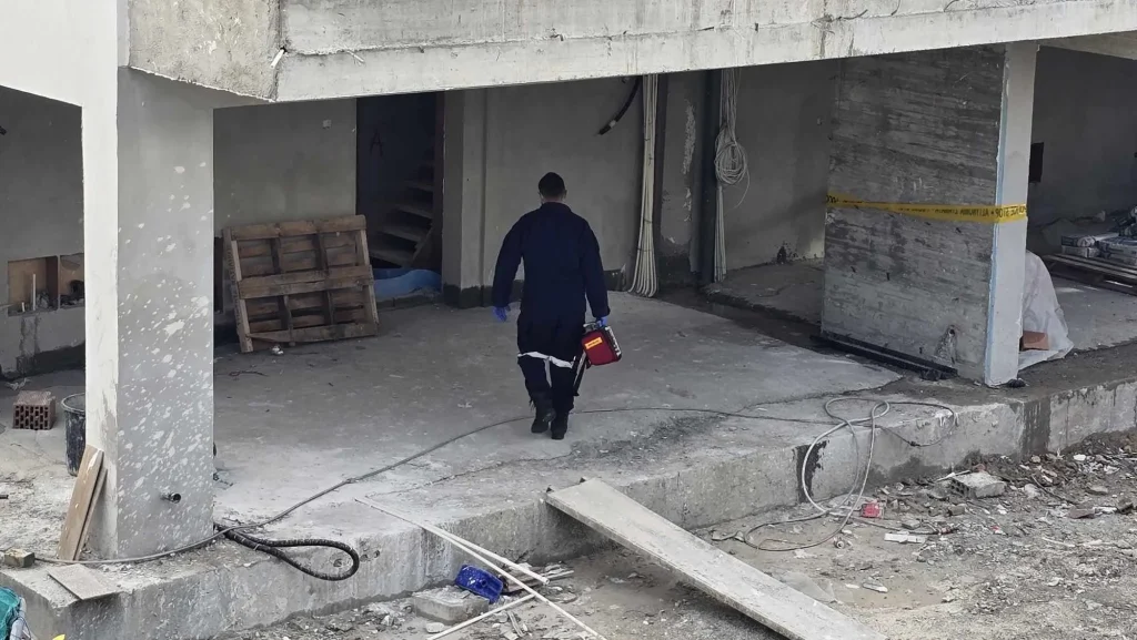 Γλυφάδα: 75χρονος Αλβανός οικοδόμος επιτέθηκε με κοπίδι σε 65χρονο Έλληνα συνάδελφό του