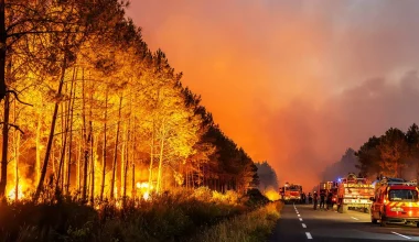 Τέλος μετά από δύο μήνες για την καταστροφική πυρκαγιά στο Ζιρόντ της Γαλλίας