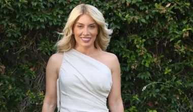 «Μπαράζ» οργισμένων βίντεο από τη Σ.Δανέζη: «Όποιοι με χρησιμοποίησαν θα το πληρώσουν»